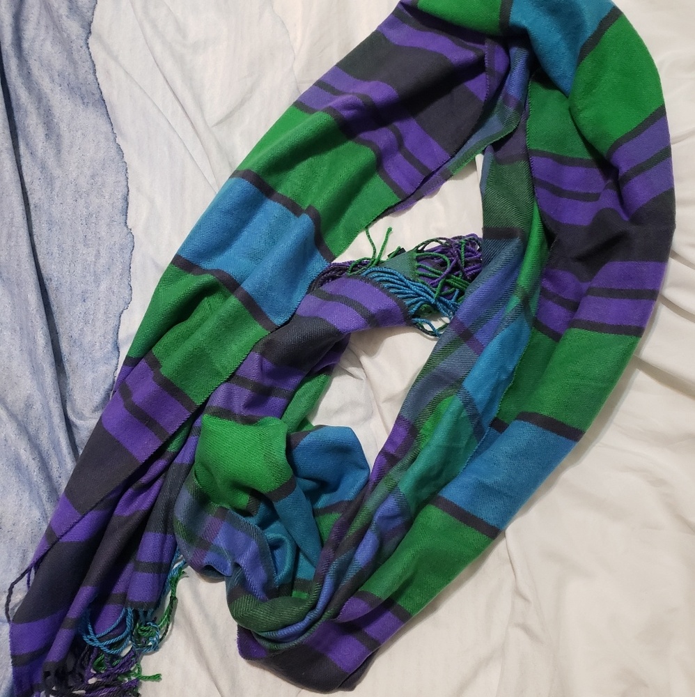 Cozy Green Reverse Plaid or Striped Fringed Scarf